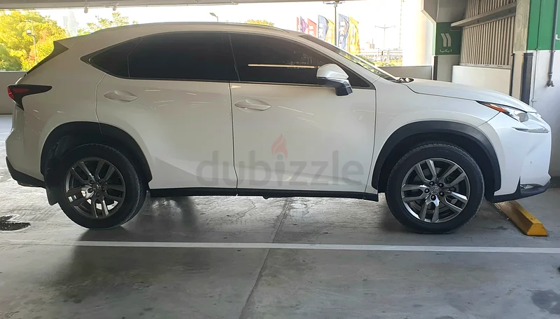 LEXUS NX200T 2015 GCC SUNROOF LEATHER SEATS ONLY 139000KMS63612072798467113