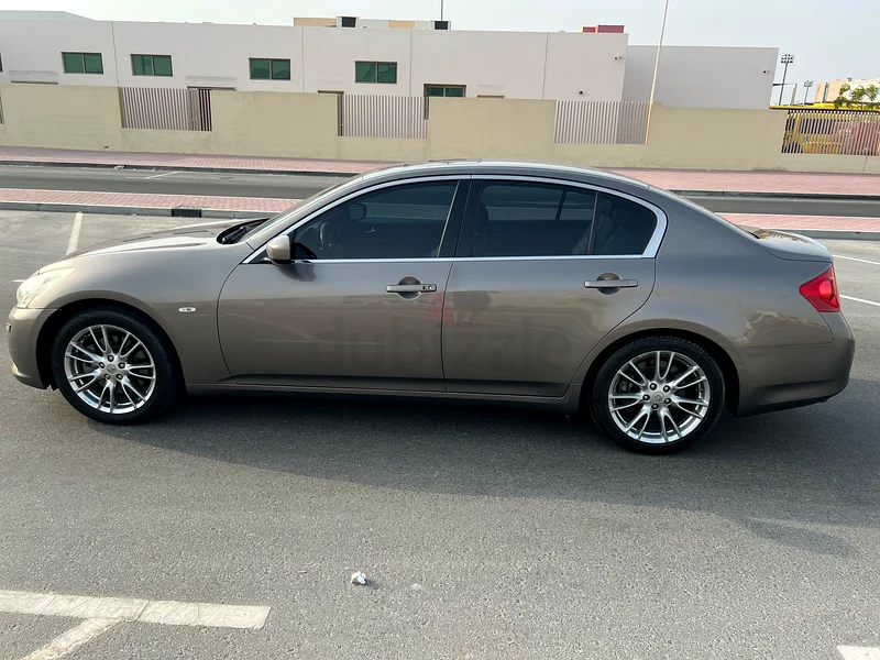 Clean Infiniti G25S 2014 Model63613736386177114