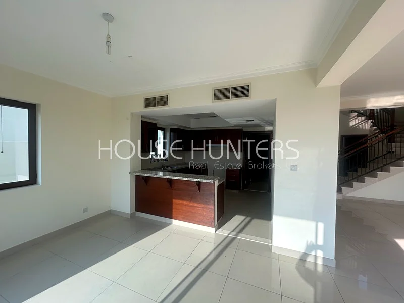 Single Row | Prime location | Vacant and Ready63727208195713111