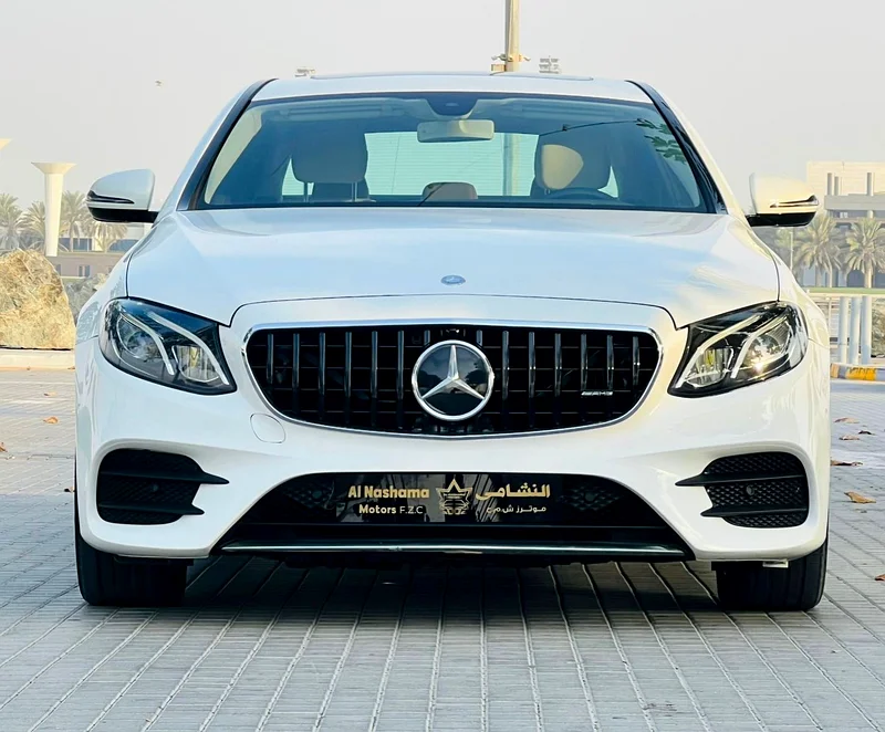 Mercedes Benz E300 full option perfect condition636120887225621116