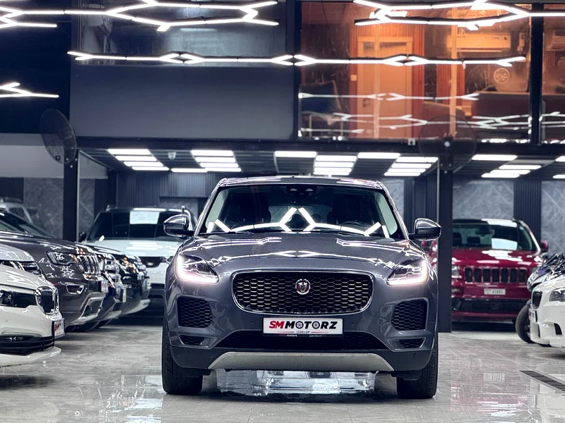 2019 JAGUAR E PACE V4 MINT CONDITION WITHOUT ACCIDENT FULLY LOADED WARRANTY AND FINANCE63613734640515112