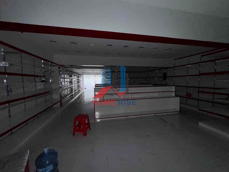 Shop available with 3 month free | Premium location | best for business63623065281922114