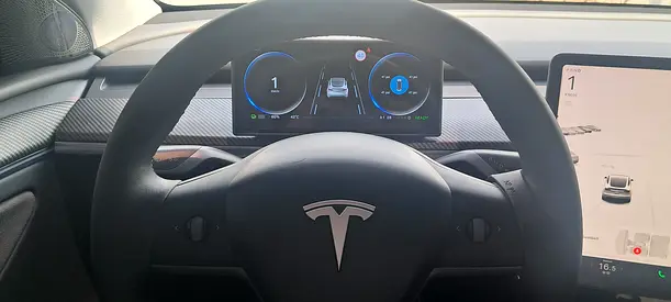 صورة مصغرة 17 لـ 2024 Tesla MODEL Y
