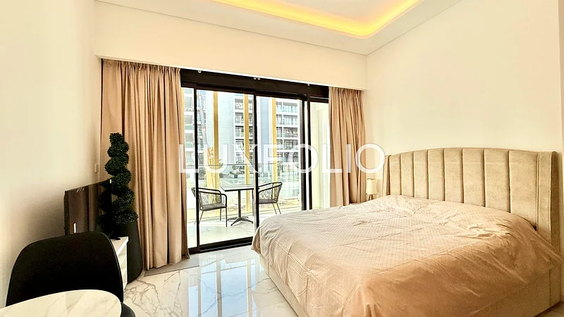 Pool view | Flexible Cheques | Prime Location63803427951363112