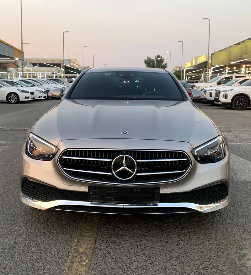 Mercedes-Benz E250 v4 2.0L Model 202263613135024258111