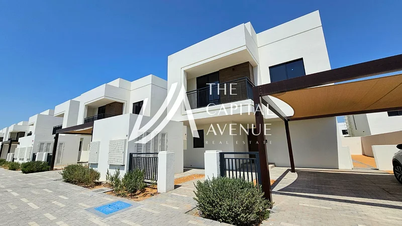 Single Row | Corner | Landscaped | Fully Upgraded63847962456833110