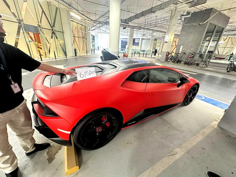 Lamborghini hits an GCC 202163613467408770112