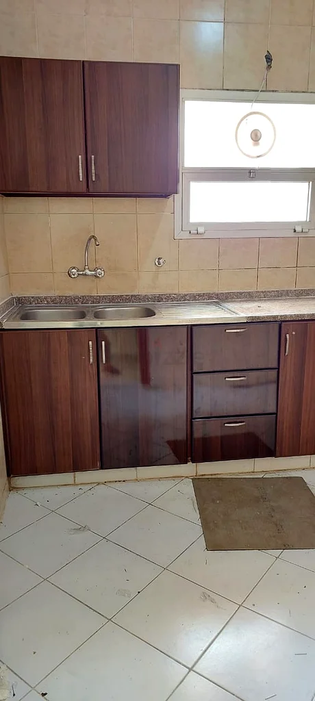 غرفة للإيجار في الشعيبة 1263797396966786111