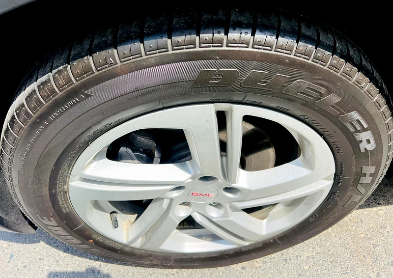 GMC TERRAIN 2019 MODEL BLACK GCC SPEC 100% accident flood free vehicle63613468153346114