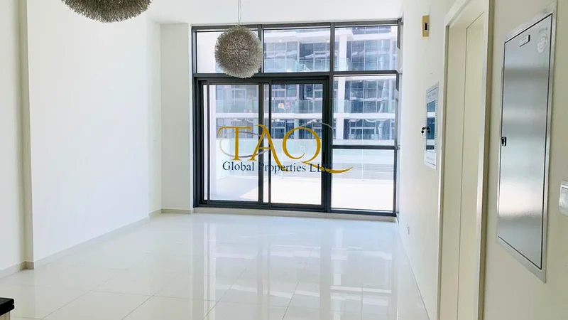UNIQUE TERRACE APARTMENT 1295 SQFT GOLF PROMENADE63739165802113111