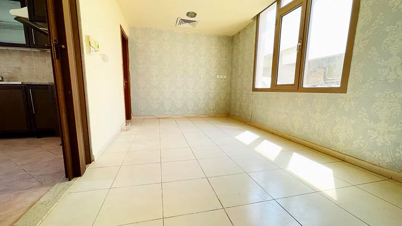 شقة واسعة من غرفتي نوم | تشمل المرافق | بجوار فندق نوفوتيل وبيبسى كولا63625224140675112