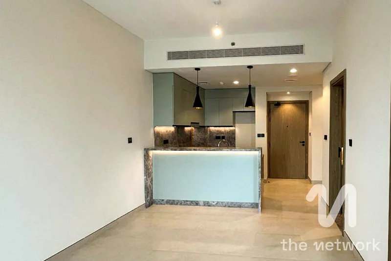 منظر الجولف | التصميم الداخلي الأكبر | شاغر63973050873731114