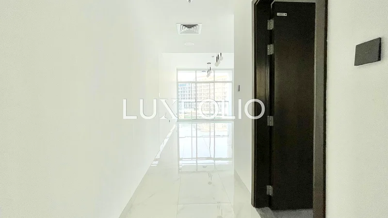جديد بالكامل | تخطيط واسع | مطبخ مغلق63764186187393114