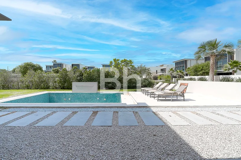 Upgraded | Furnished | Park Backing63753557853314113
