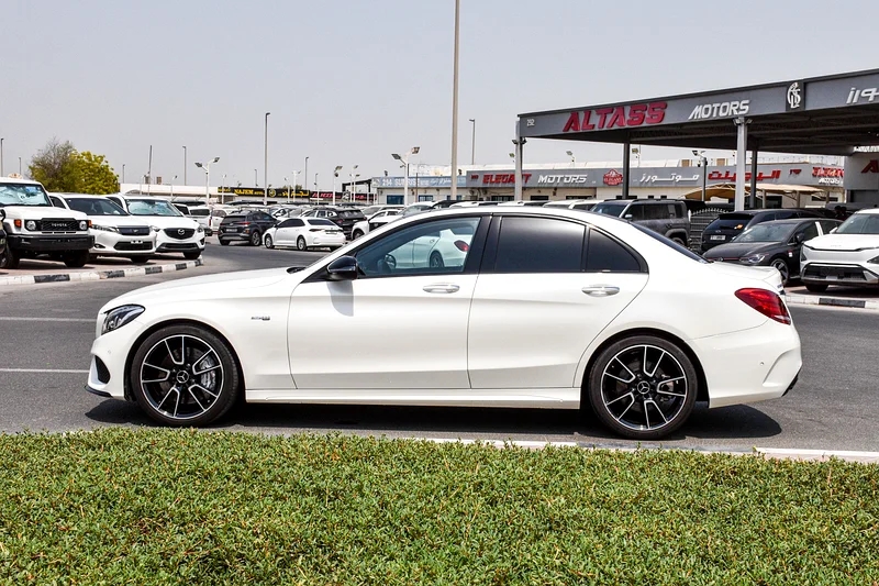 2017 - BENZ C43 AMG - IMMACULATE CONDITION - ONLY 14,000 KM DONE63613133732993114