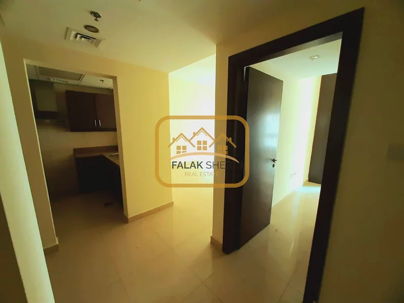 DISTRESS | Rented Unit | PARKING| BALCONY | HIGH FLOOR  620,000!64030301110787113