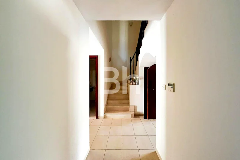 Expansive Plot | Lake View | Corner unit63920614923394113