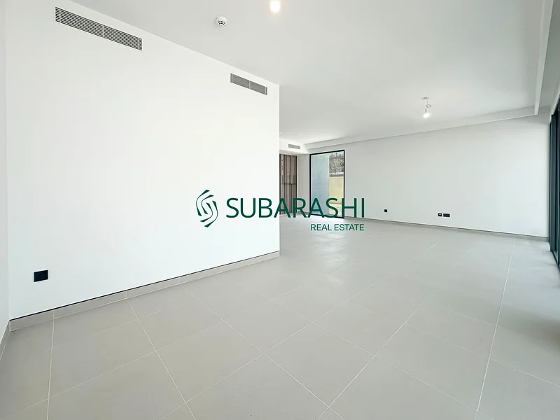 قطعة أرض كبيرة | غير مفروشة | جاهزة للانتقال63735584961667113