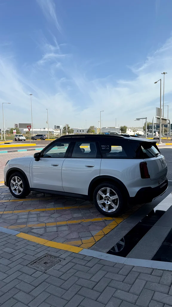 MINI COUNTRYMAN C . 2025 . 3 YEARS SERVICE AND WARRANTY PACKAGE63613466836994113
