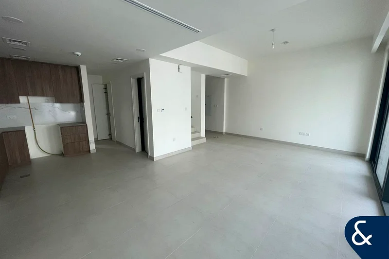 Modern | Open Plan | Luxuriously Finished63737182828546111