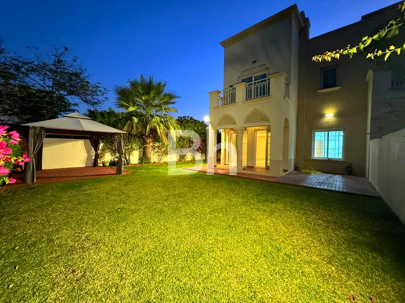 Upgraded | Lake Backing | Large Plot | The Springs63729026094209110