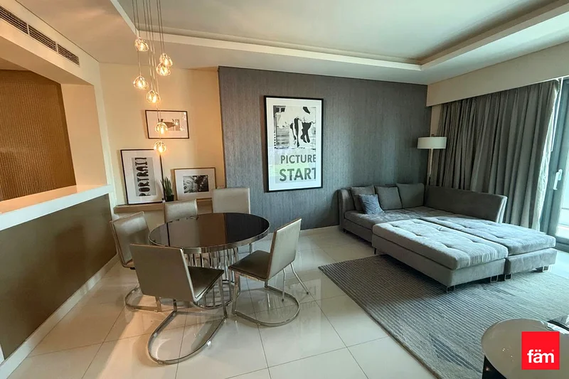 Flexible Cheques | Spacious Unit | Available Now63795743201154111