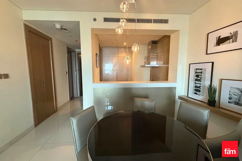 Flexible Cheques | Spacious Unit | Available Now63795743201154112
