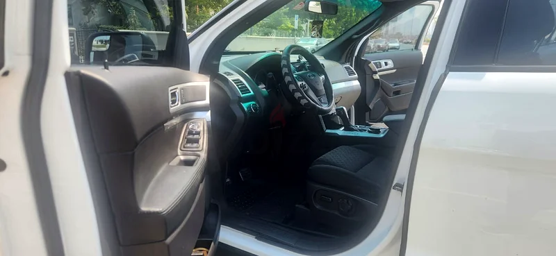 Ford Explorer 2015 – For Sale63613737221251113