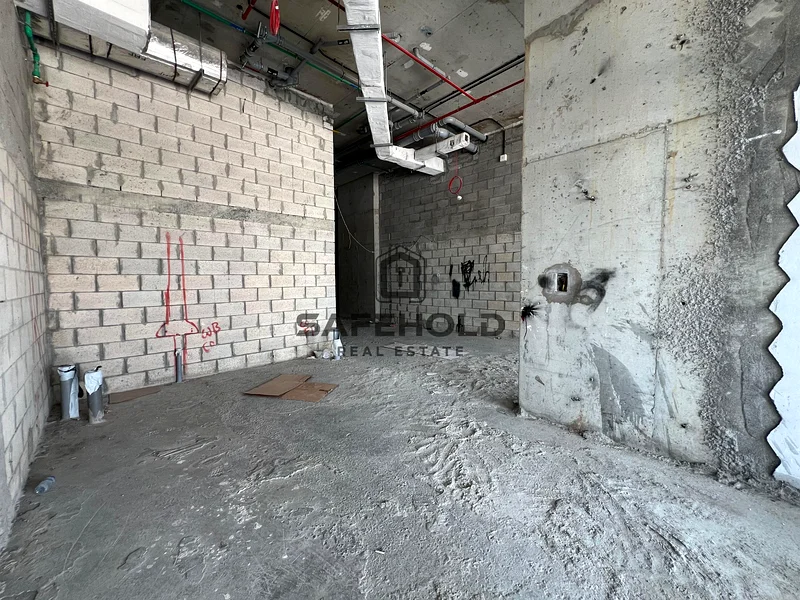 Prime Retail Opportunity | Chiller Free | Best Price | Large Size | Azizi Riviera 2163621694080130111