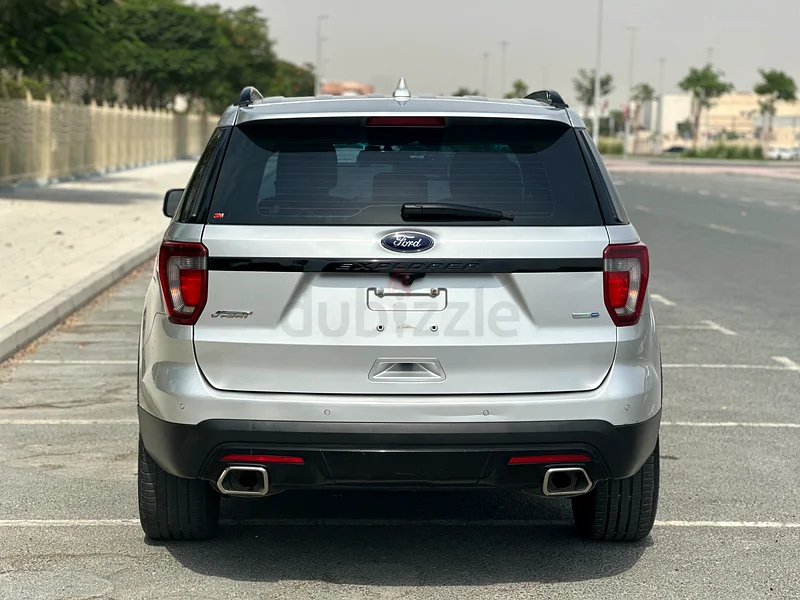 GCC / 7 SEAT / FULL OPTION / NO ACCIDENTS OR FLOOD63613463702530113