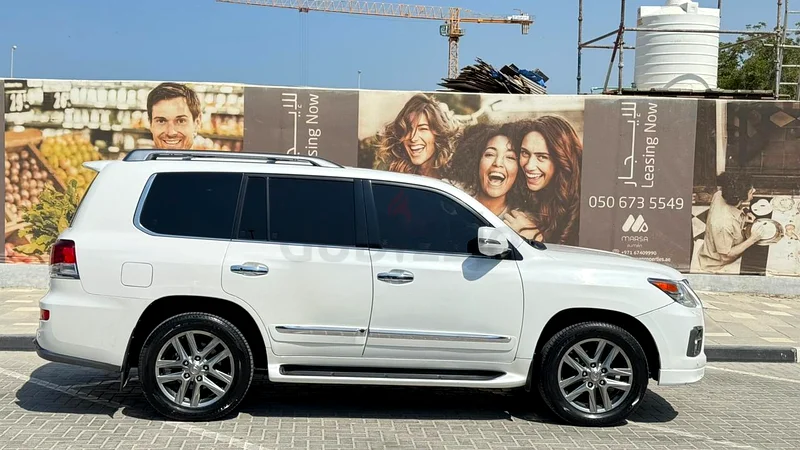 Lexus LX 570 201563612073676931112