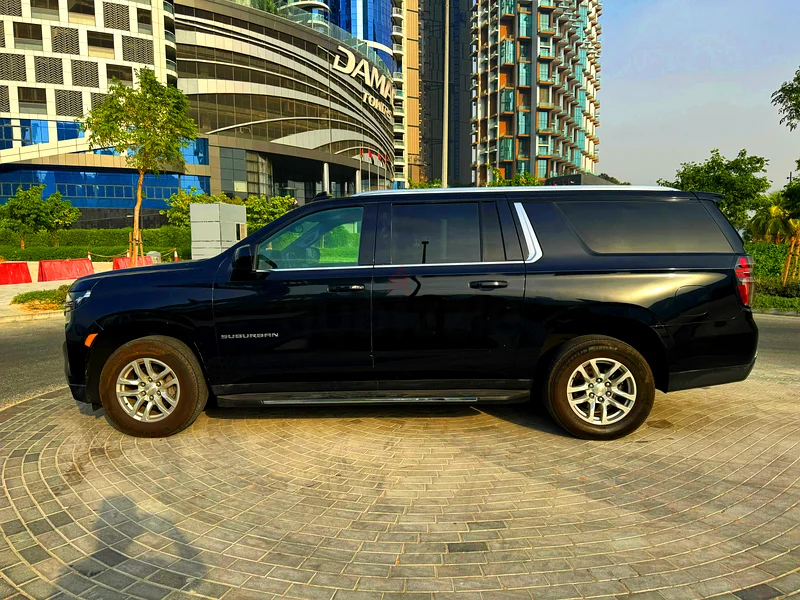 شيفروليه سابربان 2023 مستعملة LT (للبيع)63612065998849111