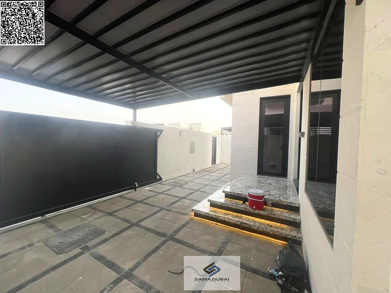 Villa for rent in Al-Yasmeen area, first resident, consisting of two floors, a roof, a council and a hall, consisting of 5 master bedrooms, 7 bathroom63718289270531111