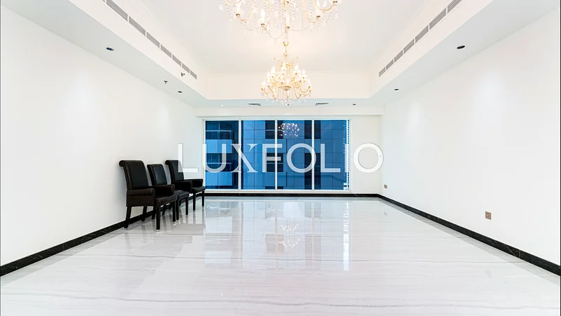 Vacant | Upgraded | Huge Layout64037063320321114