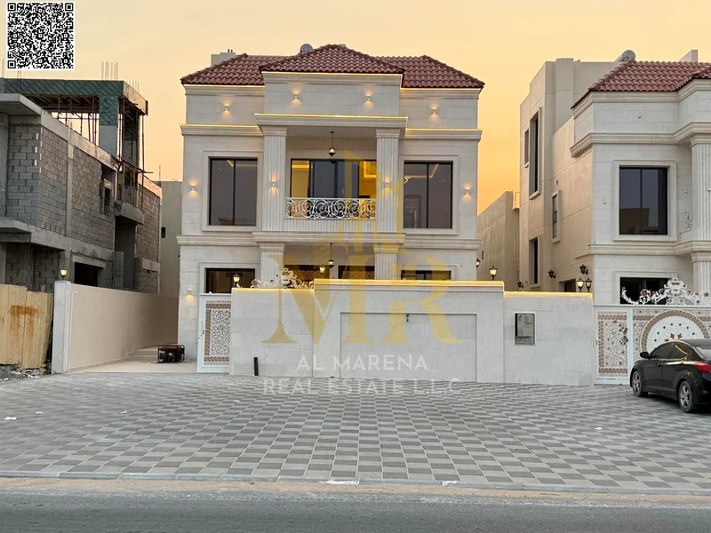 A villa directly from the owner, with personal finishing, on a main street, close to all services. Freehold for all nationalities and without a down p63893236552578113
