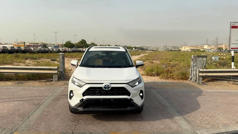 2024 TOYOTA RAV4 HYBRID 2.5L AWD CUV GCC BRAND NEW 0KM63612792553346111