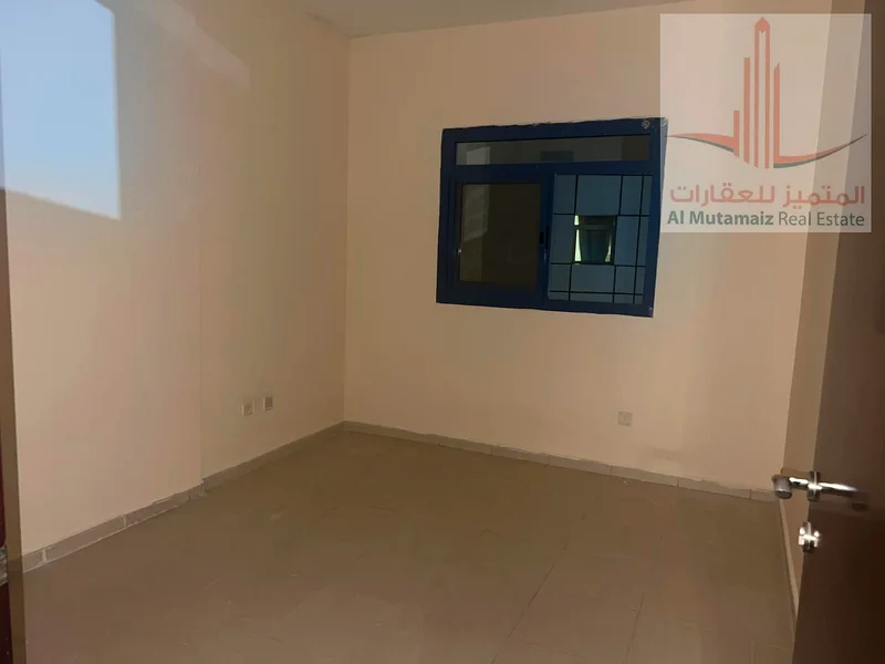 للايجار السنوي، شقة بغرفة نوم واحدة في الرشيدية 2، خلف مطحنة هاشم، في موقع متميز63721614445443111