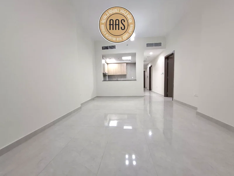 وصول سهل إلى مترو فاخر على الطراز الحديث شقة كبيرة مكونة من غرفتي نوم مع جميع وسائل الراحة63755516751873110