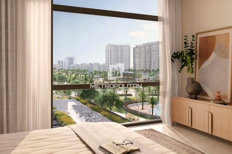 Premium Apartment | Large Layout | Park View64044779831810113
