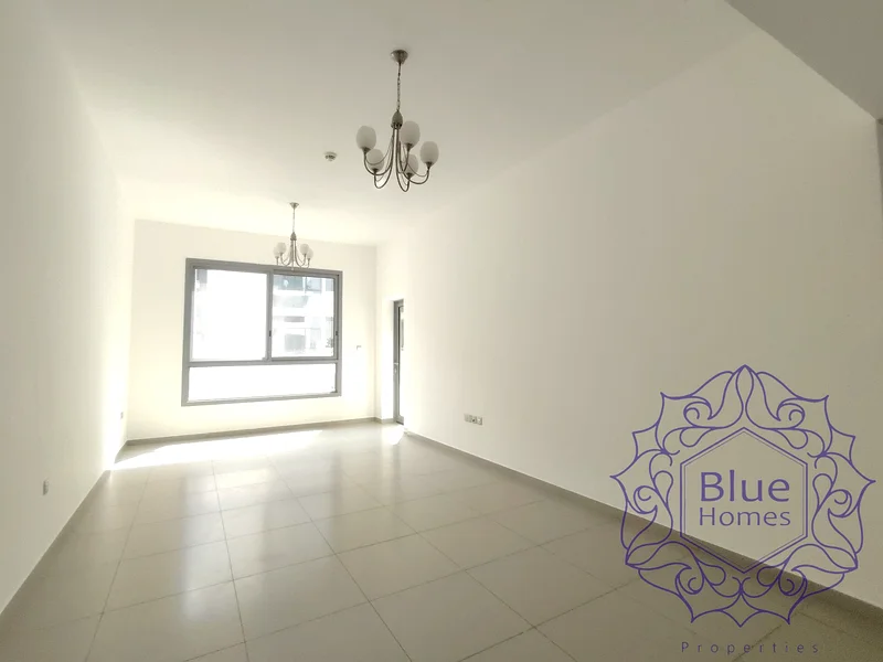 DISCOUNT OFFER 3BHK WITH STORAGE AVAILABLE ON INSURANCE METRO63743789457281111