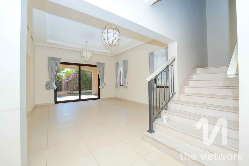 Perfect Location | Single Row | Well-Maintained63727208404098110