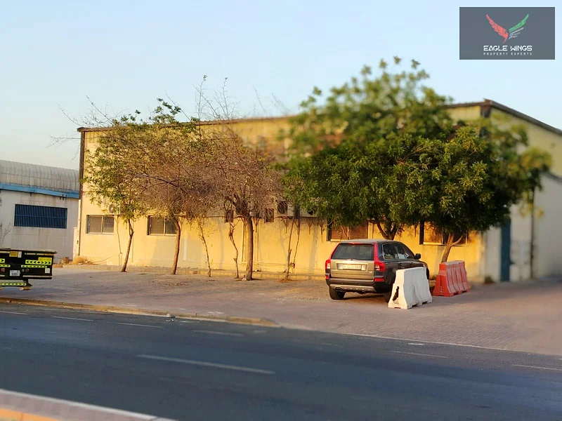 مستودع واسع للإيجار | موقع متميز63615720163459112