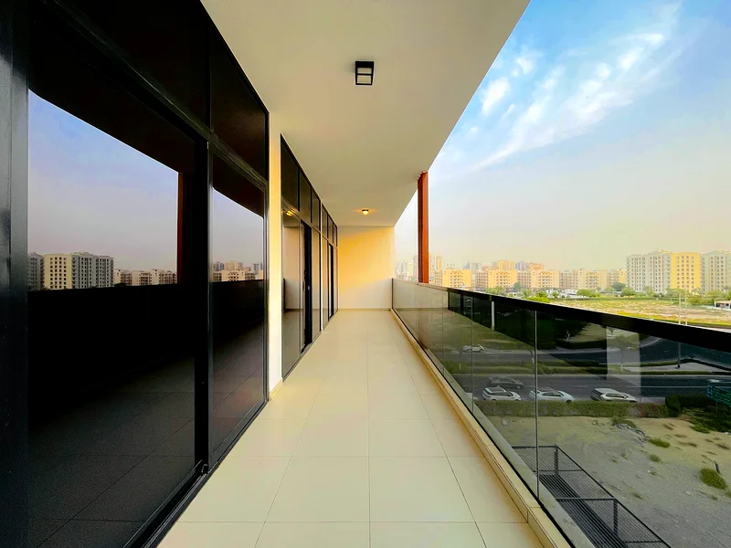 Limited Offer : 2BHK Flat : Infinity Pool : Private Cinema : Gym & Patty Hall : Gaming Room : BBQ Area63728925563521111