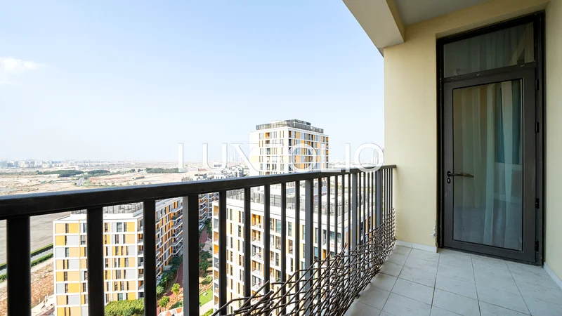 Large Layout | High Floor | Great Investment64030301184513110