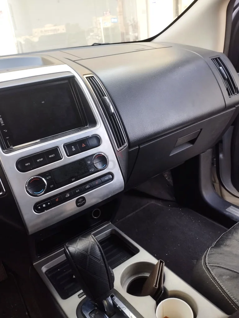 Ford Edge in good condition for good price63612082705411113