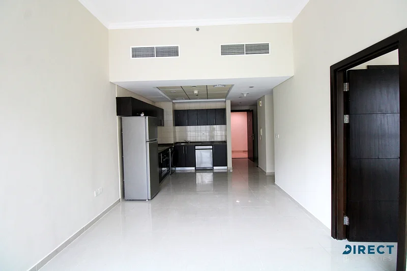 Available Now | Huge Layout | Prime Area63776732602753111