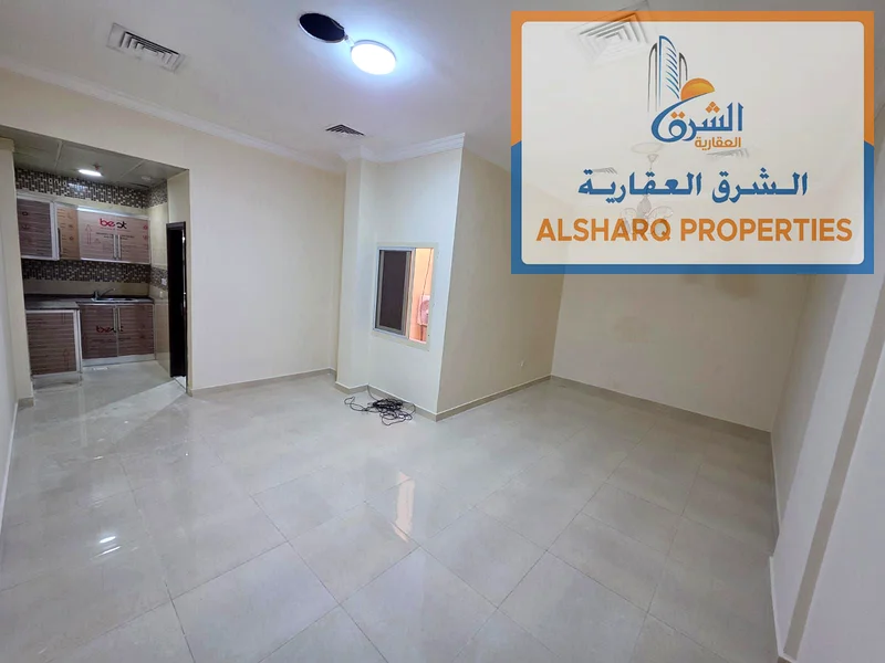 استوديو في الطابق الأرضي لأحد الاستوديوهات النظيفة والجميلة للغاية وأكثرها نظافة في مبنى بمكان راقٍ63723377512194112