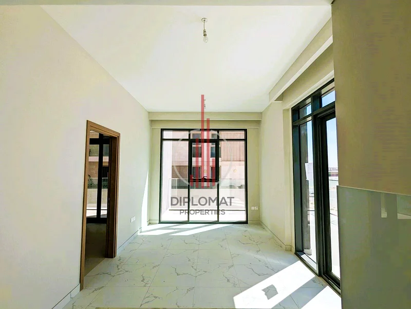Exquisite Layout | Intuitive Unit | Vacant63973177240449114