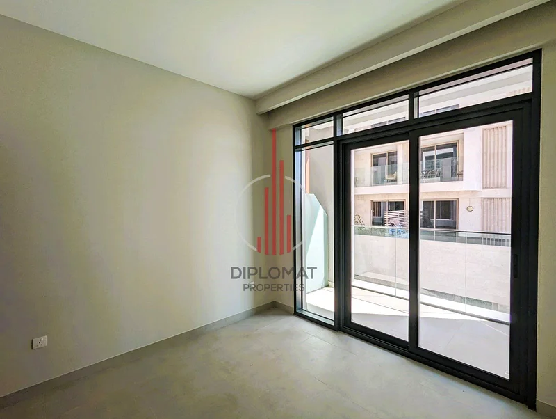 Exquisite Layout | Intuitive Unit | Vacant63973177240449112