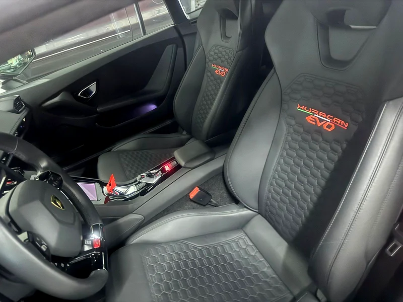 Lamborghini hits an GCC 202163613467408770114